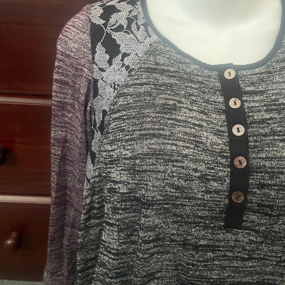 Lori Goldstein Space Dye & Lace Henley Top